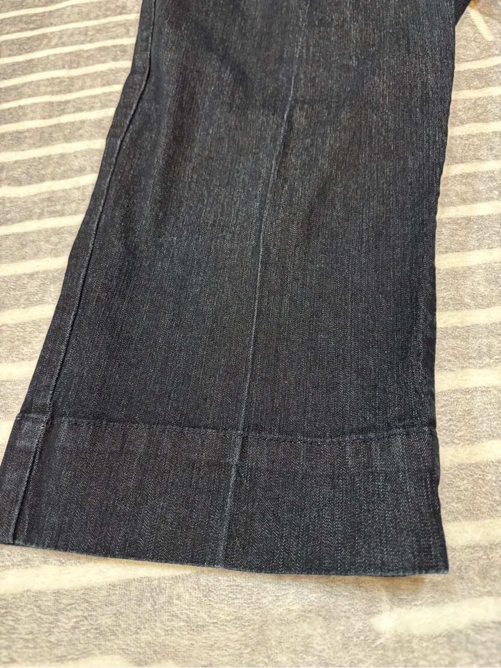 Bandolino Jeans Capri Trouser Dark Cropped Denim, Size 16, - Picture 5 of 8